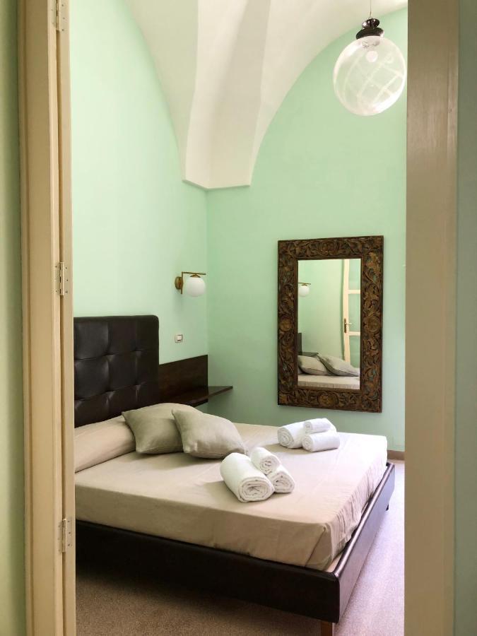 4 Balconi Liberty Apartments Lecce Eksteriør billede