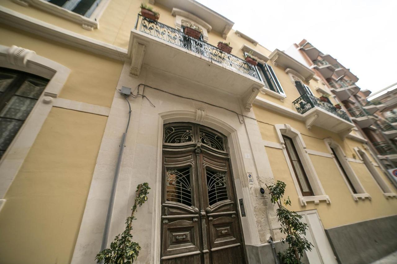 4 Balconi Liberty Apartments Lecce Eksteriør billede