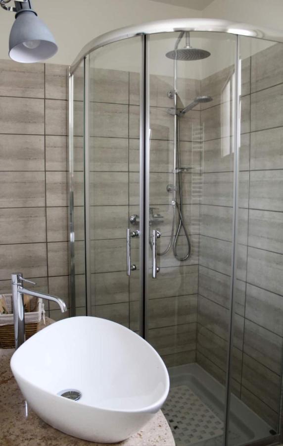 4 Balconi Liberty Apartments Lecce Eksteriør billede