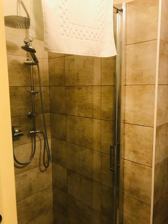 4 Balconi Liberty Apartments Lecce Eksteriør billede