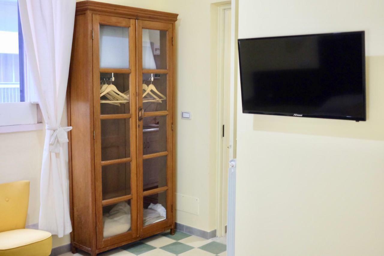 4 Balconi Liberty Apartments Lecce Eksteriør billede