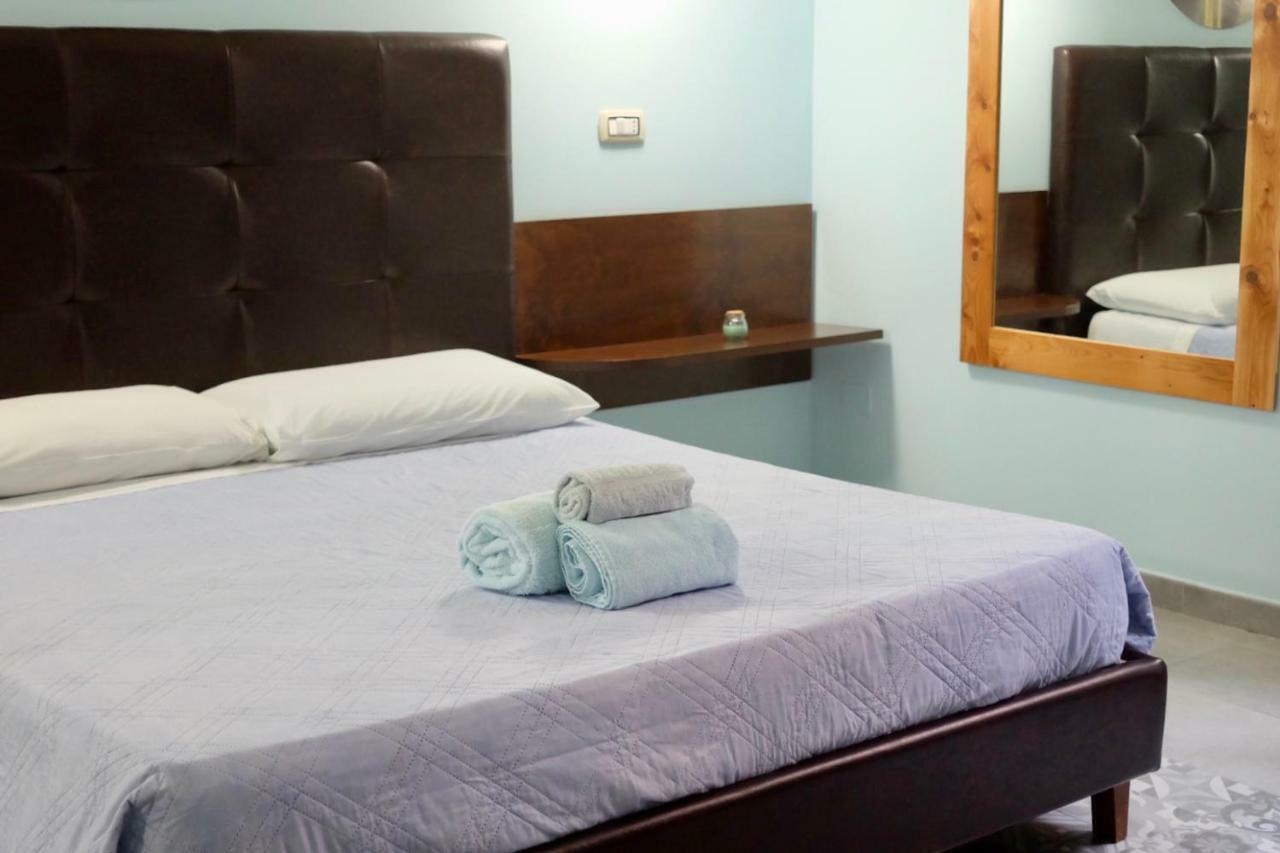 4 Balconi Liberty Apartments Lecce Eksteriør billede